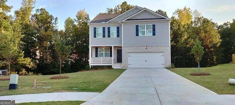 215 Oak Leaf Rd in Dallas, GA - Building Photo