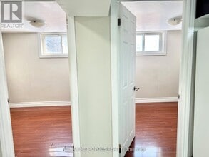 52 Benleigh Dr in Toronto, ON - Building Photo - Building Photo