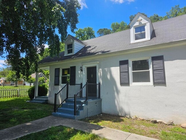 property at 4324 Fluvanna Ave