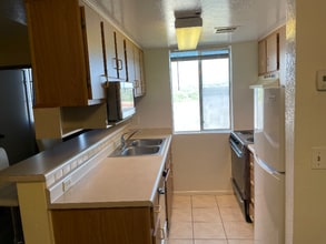 12123 W Bell Rd in Surprise, AZ - Building Photo - Building Photo