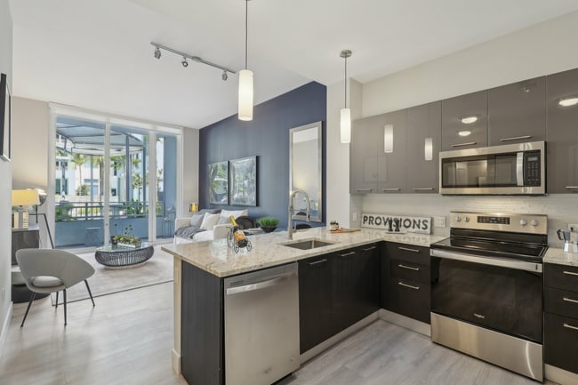 The Landmark South in Doral, FL - Building Photo - Building Photo