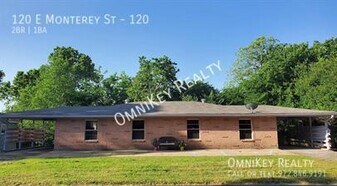 120 E Monterey St in Denison, TX - Building Photo