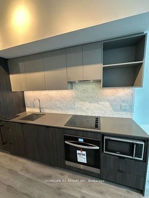 252 Church St in Toronto, ON - Building Photo - Building Photo