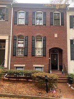 144 W Ridge Way in Roswell, GA - Building Photo