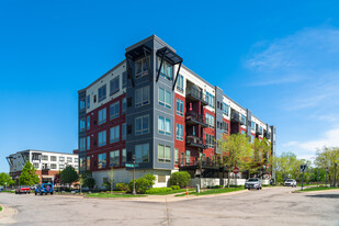 Mississippi Flats in St. Paul, MN - Building Photo