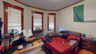 60 Pinkert St, Unit 60 in Medford, MA - Building Photo