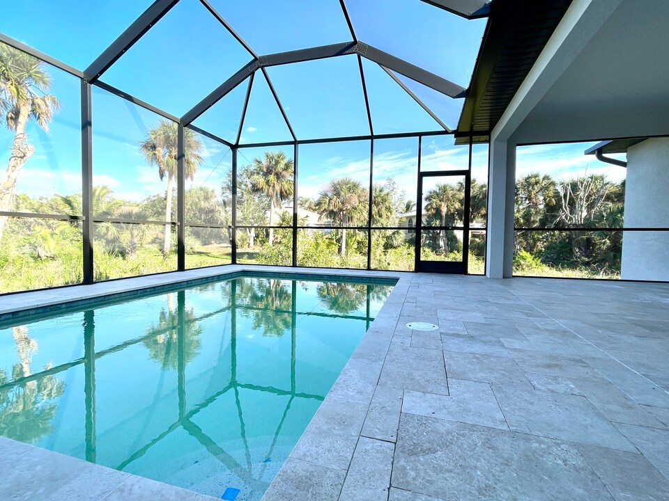 13447 Pine Needle Ln in Ft. Myers, FL - Building Photo
