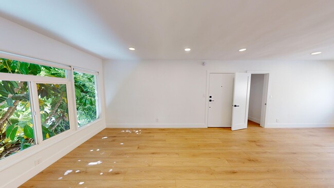 Welcome Home || Newly Upgraded WeHo Apt |... in West Hollywood, CA - Building Photo - Interior Photo