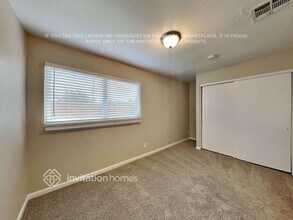 7711 E Beatrice St in Scottsdale, AZ - Foto de edificio - Building Photo