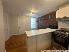 145 Princeton St-Unit -2 in Boston, MA - Building Photo - Building Photo