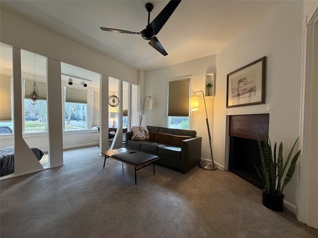 318 Hyde Park Blvd in Houston, TX - Building Photo - Building Photo