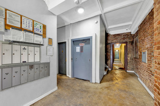 723 St Nicholas Ave in New York, NY - Building Photo - Other