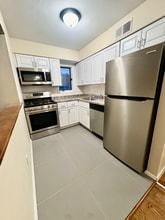 349 Gorge Rd in Cliffside Park, NJ - Building Photo - Building Photo