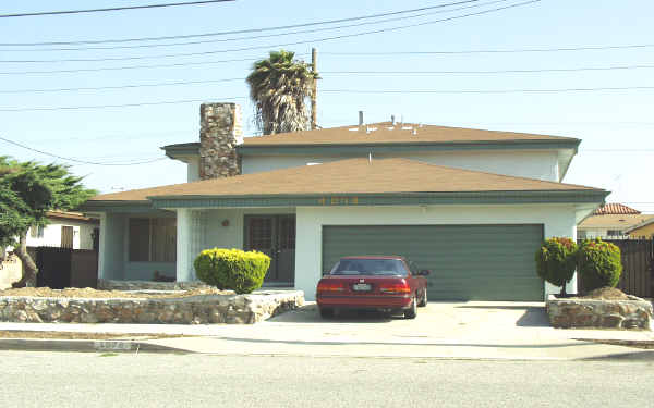 4078 Broadway in Hawthorne, CA - Building Photo - Building Photo