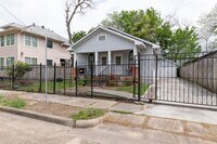 1914 Hardy St photo'