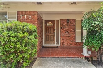 115 Park Dr in San Antonio, TX - Building Photo - Building Photo