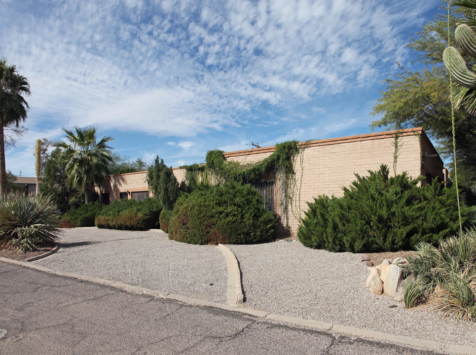 2739-2745 E Alta Vista St in Tucson, AZ - Building Photo