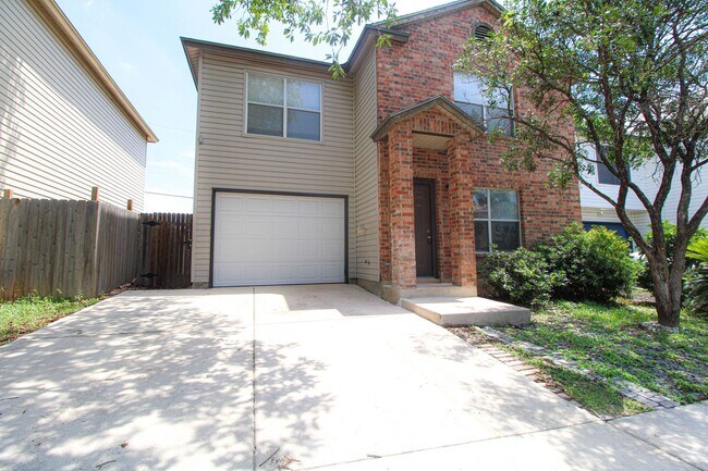 5515 Kenton Bluff in San Antonio, TX - Foto de edificio - Building Photo