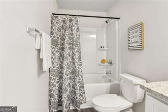 2568 Swan Lake Dr SW in Grayson, GA - Building Photo - Building Photo