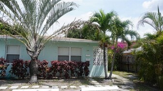 615 NW 18th St, Unit 1 in Fort Lauderdale, FL - Building Photo