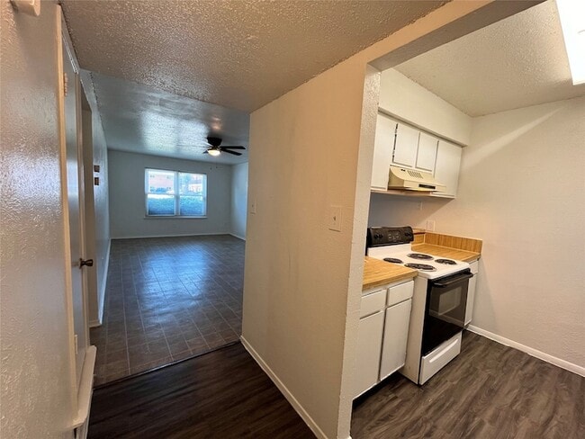 410 Bryan St