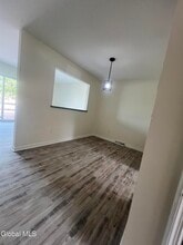 276 Old Loudon Rd in Latham, NY - Building Photo - Building Photo