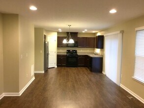 670 Ferguson Ave in Delaware, OH - Building Photo - Building Photo