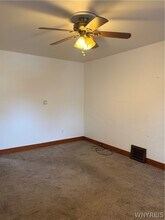 420 18th St in Niagara Falls, NY - Building Photo - Building Photo