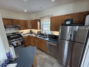 340 Putnam Ave, Unit 3 in Cambridge, MA - Building Photo - Building Photo