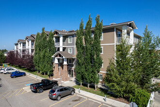 102 Cranberry Pike SE in Calgary, AB - Building Photo - Building Photo