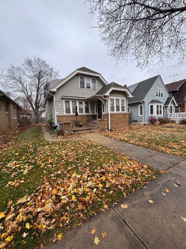 property at 2851 N 55th St