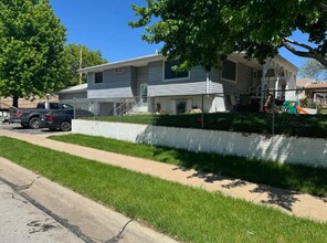 3500 N 10th St in Lincoln, NE - Foto de edificio - Building Photo