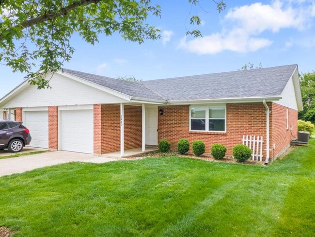 3440 Lilac Ln in Troy, OH - Foto de edificio - Building Photo