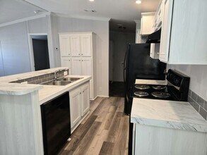 1399 Belcher Rd in Largo, FL - Building Photo - Building Photo