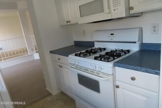 1008 Burntwood Trail in Toms River, NJ - Building Photo - Building Photo