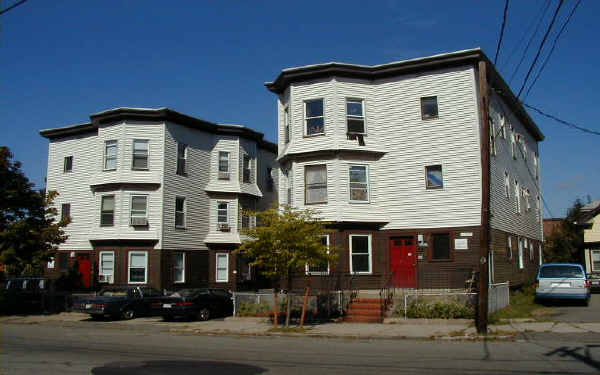 29-35 Sagamore St in Lynn, MA - Building Photo