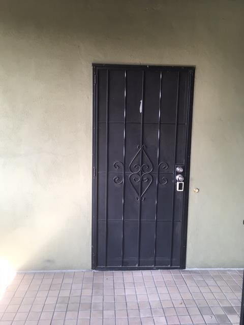 property at 1047 El Camino Real