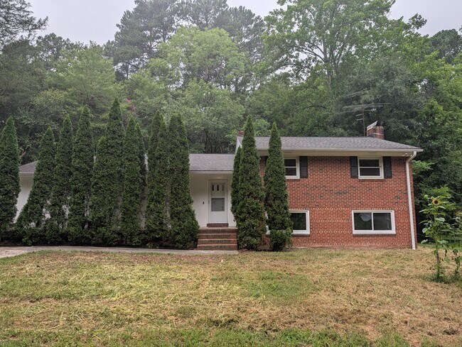 property at 514 Morreene Rd