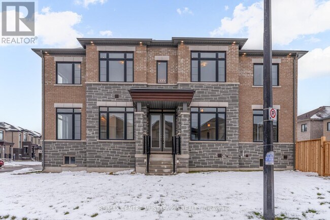 883 Plum Pl in Milton, ON - Building Photo - Building Photo