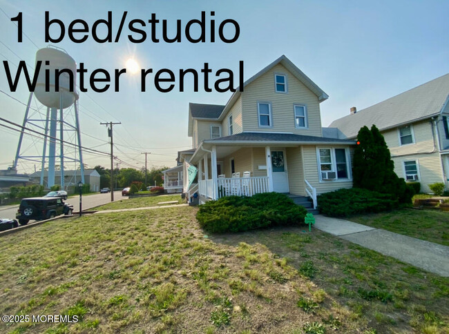 601 Main St