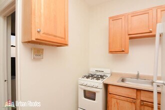 4852 N Damen Ave, Unit M00B in Chicago, IL - Foto de edificio - Building Photo