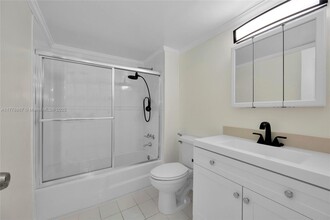 1800 NW 24th Ave in Miami, FL - Building Photo - Building Photo