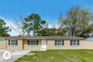 10757 Mareeba Rd in Jacksonville, FL - Building Photo