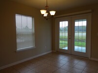 4952 Cypress Links Blvd in Elkton, FL - Foto de edificio - Building Photo