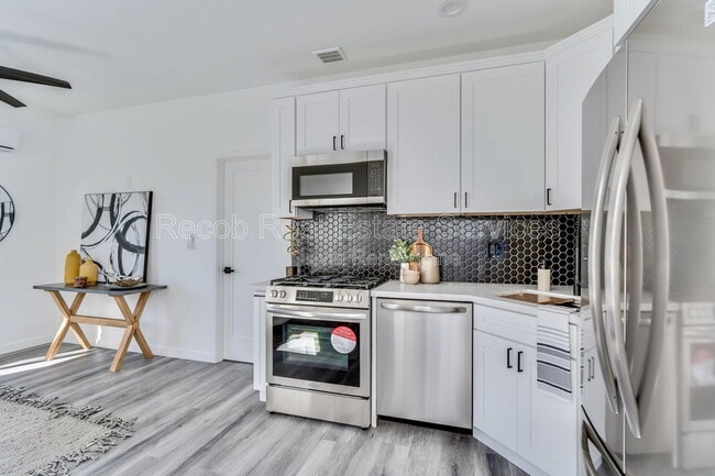 4506 Moraga Ave in San Diego, CA - Building Photo - Building Photo