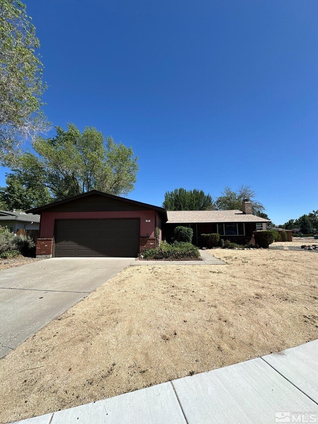 462 Steffanie Way in Sparks, NV - Building Photo - Building Photo