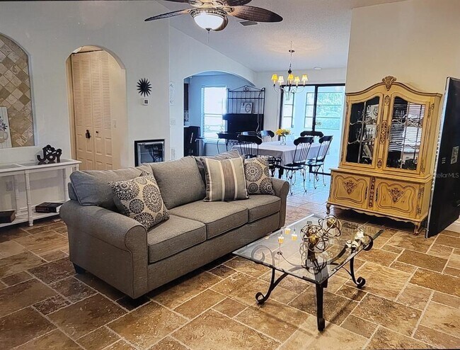 2816 N Lockwood Meadows Blvd in Sarasota, FL - Building Photo - Building Photo
