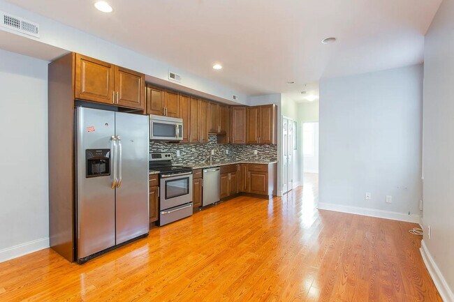 property at 2534 Amber St