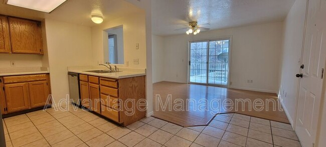 1253 W 1520 N in Orem, UT - Foto de edificio - Building Photo