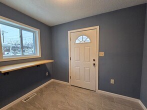 255 E 9th St in Ashland, OH - Building Photo - Building Photo